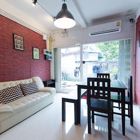 Mana Hostel 방콕 외부 사진