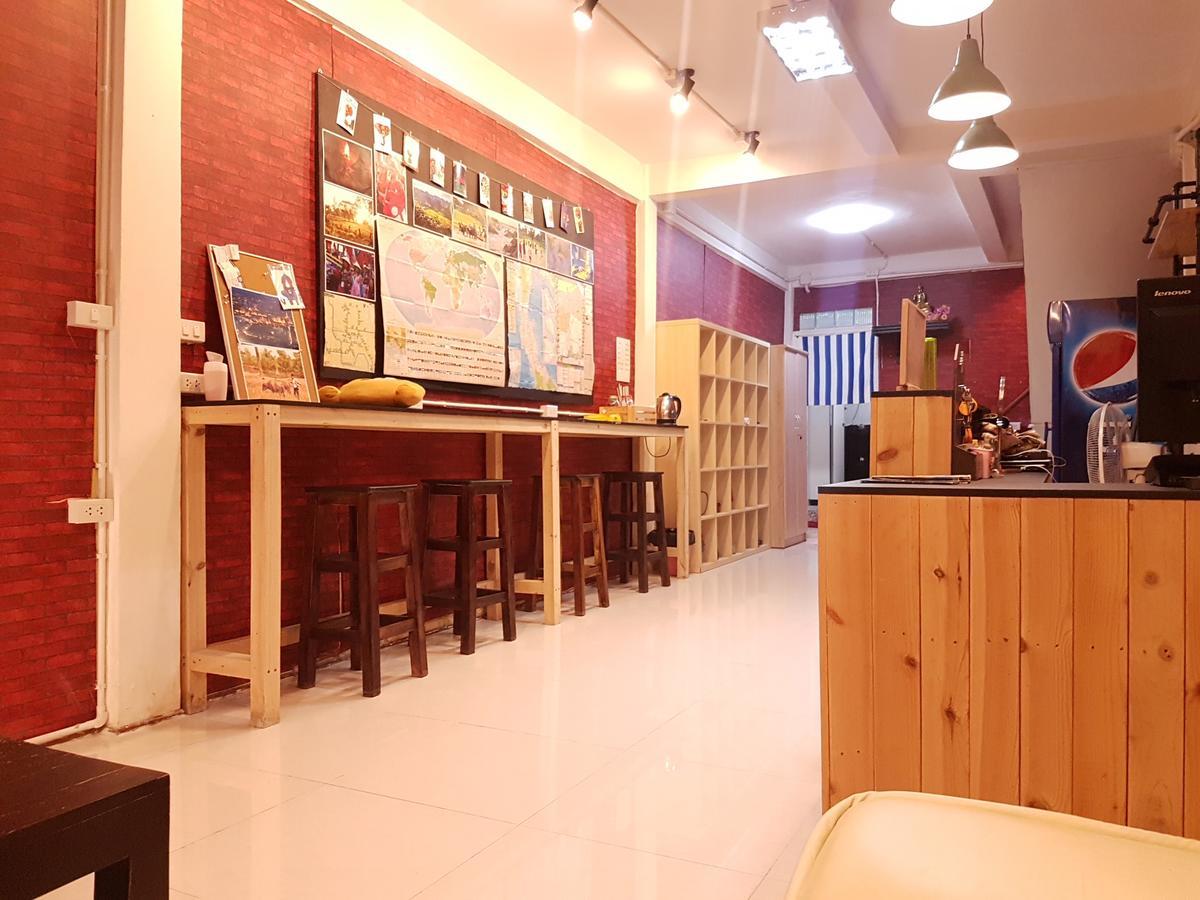 Mana Hostel 방콕 외부 사진